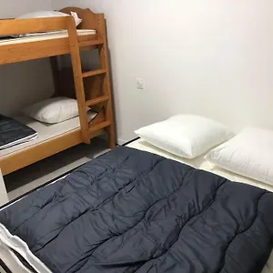 https://app-8-couchages-tt-confort.hotels-rhonealpes.com